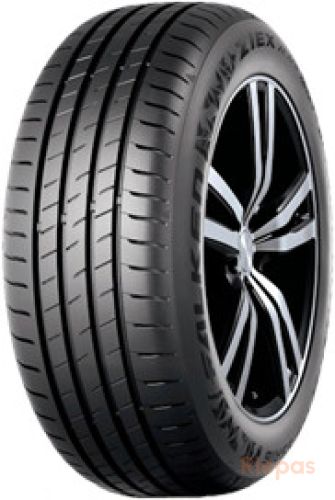 Falken Ziex ZE320 215/40 R18 89W