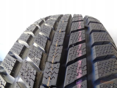 Roadstone Euro Win 195/70 R15 104R - 2
