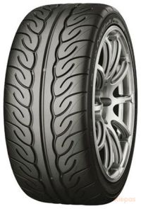 YOKOHAMA ADVAN NEOVA AD08RS 225/35 R19 88W